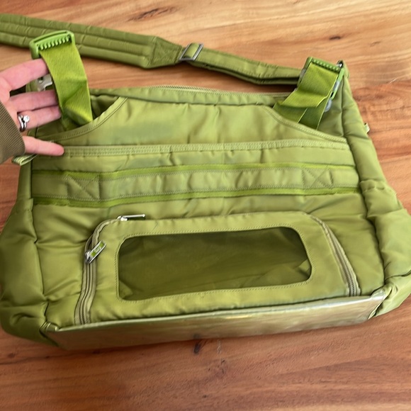 Lug Lime Green Hula Hoop Messenger or Diaper Bag - Picture 8 of 11